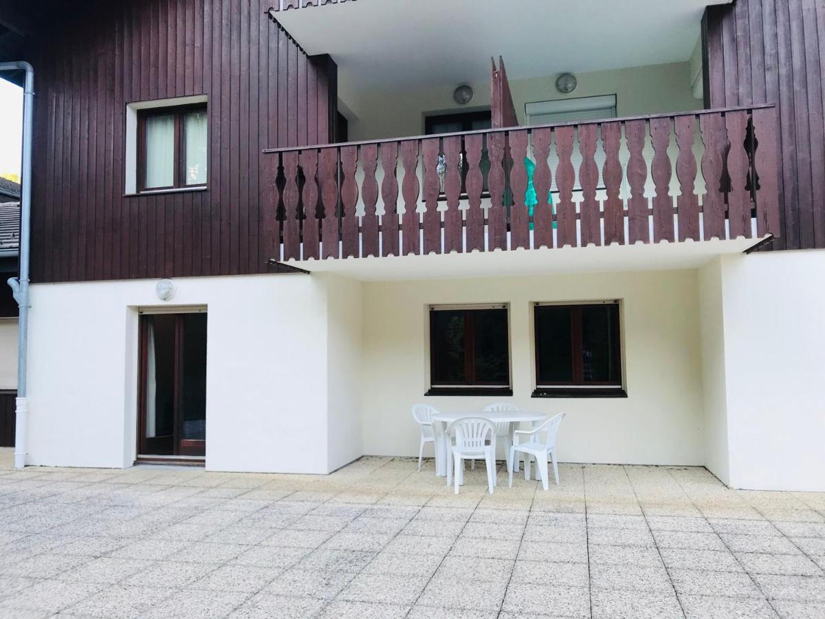 Appartement Confortable Avec Piscines, Terrasse Et Parking A Samoens - Fr-1-629-100 Eksteriør bilde
